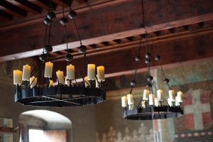 Riproduzione di lampadari d'epoca